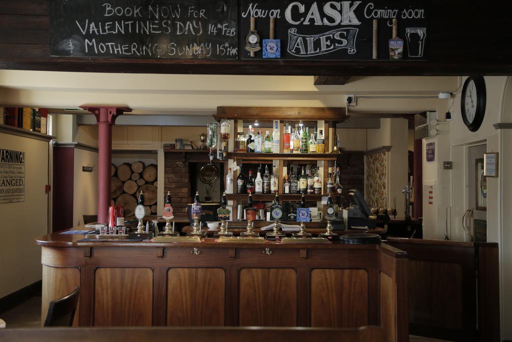 Hanmer Arms Bagian luar foto